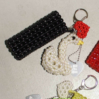 HEY! Mrs ROSE Beads Lip Keycharm ヘイ！ミセスローズ ビーズ リップ キーチャーム 253-140102【レディース ビーズ チャーム ハンドメイド バッグアクセサリー リップケース 25FW】