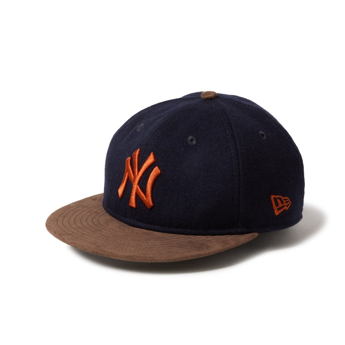 NEW ERA NEW YORK YANKEES SUEDE VISOR RETRO CROWN 9FIFTY ニューエラ ニューヨーク・ヤンキース スエード バイザー レトロクラウン 950 14667631【メンズ 帽子 キャップ 球団 ストラップ 25FW】