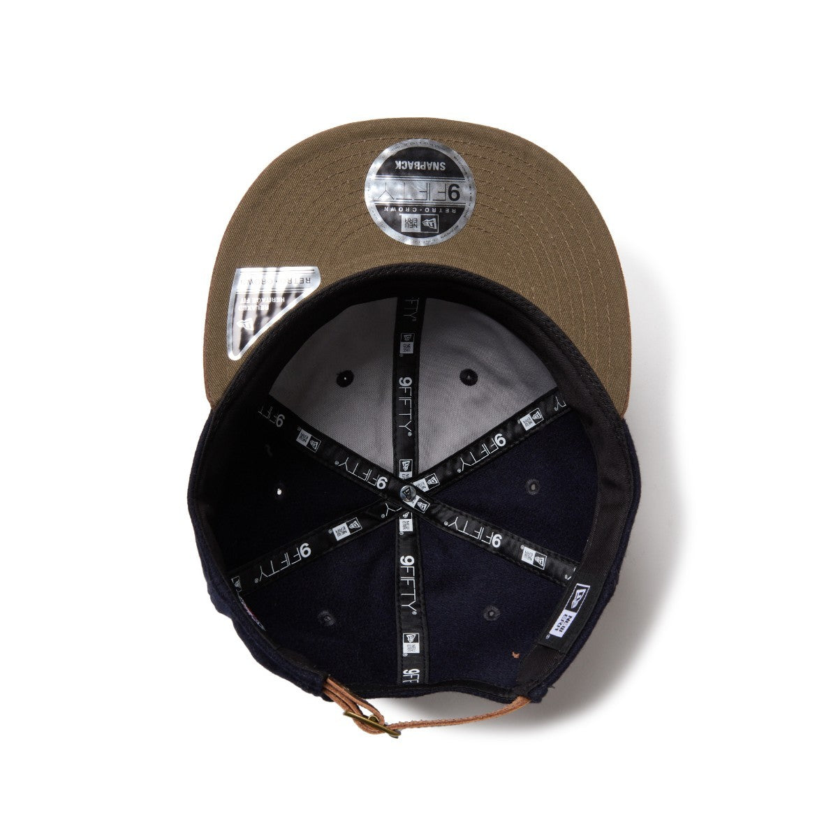 NEW ERA NEW YORK YANKEES SUEDE VISOR RETRO CROWN 9FIFTY ニューエラ ニューヨーク・ヤンキース スエード バイザー レトロクラウン 950 14667631【メンズ 帽子 キャップ 球団 ストラップ 25FW】