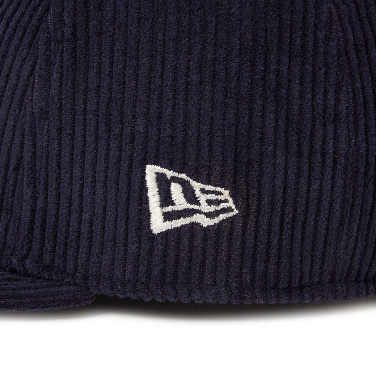 NEW ERA NEW YORK YANKEES 8W CORDUROY RETRO CROWN 9FIFTY ニューエラ ニューヨーク・ヤンキース 8W コーデュロイ レトロ クラウン 950 14667634【メンズ コーデュロイキャップ レトロキャップ 秋冬帽子 サイズ調整 25FW】