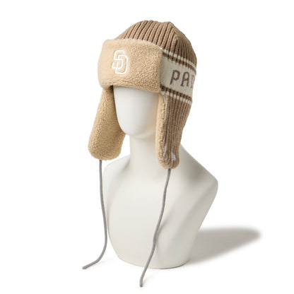 NEW ERA SAN DIEGO PADRES KNIT TRAPPER ニューエラ サンディエゴ・パドレス ニットトラッパー 14669983【メンズ ニットキャップ イヤーフラップ 防寒 冬 帽子 ボア裏地 25FW】