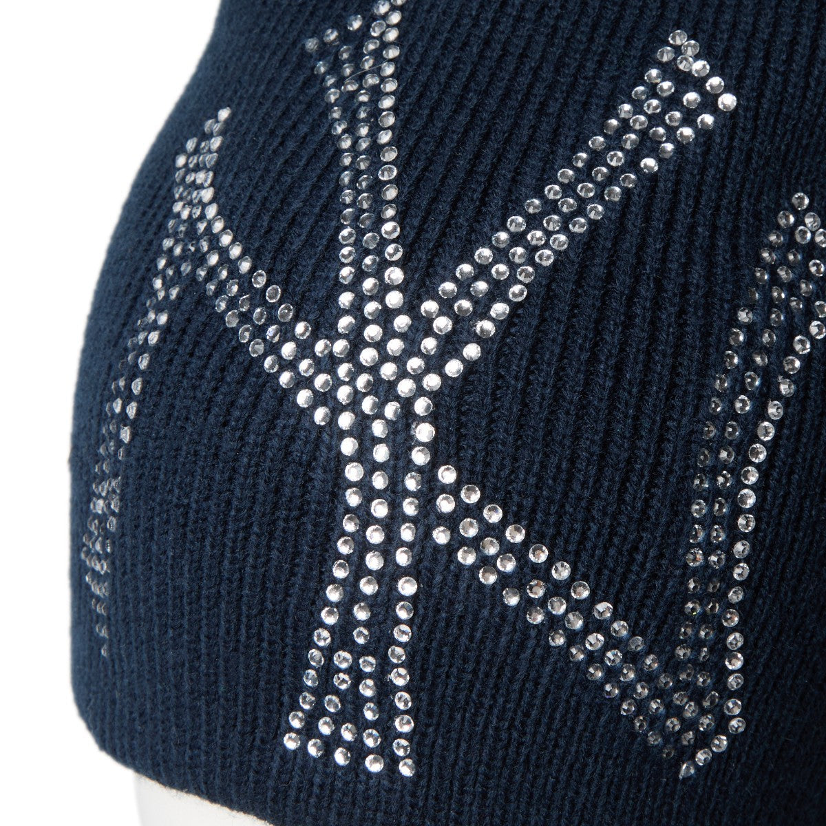 NEW ERA NEW YORK YANKEES RHINESTONE BASIC BEANIE ニューエラ ニューヨーク・ヤンキース ラインストーン ベーシックビーニー 14670025【メンズ MLB ロゴ ラインストーン コレクション キャップ デザイン 25FW】