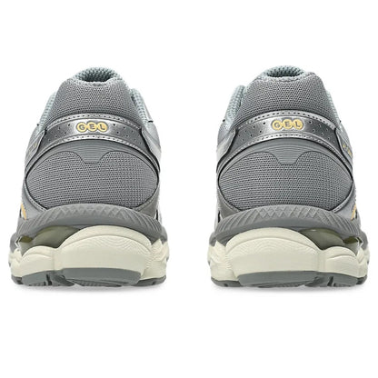 ASICS GEL-CUMULUS 16 アシックス ゲル キュムラス 16 1203A733-101【メンズ スポーツシューズ スニーカー タウンユース 光沢 クッション性 25FW】