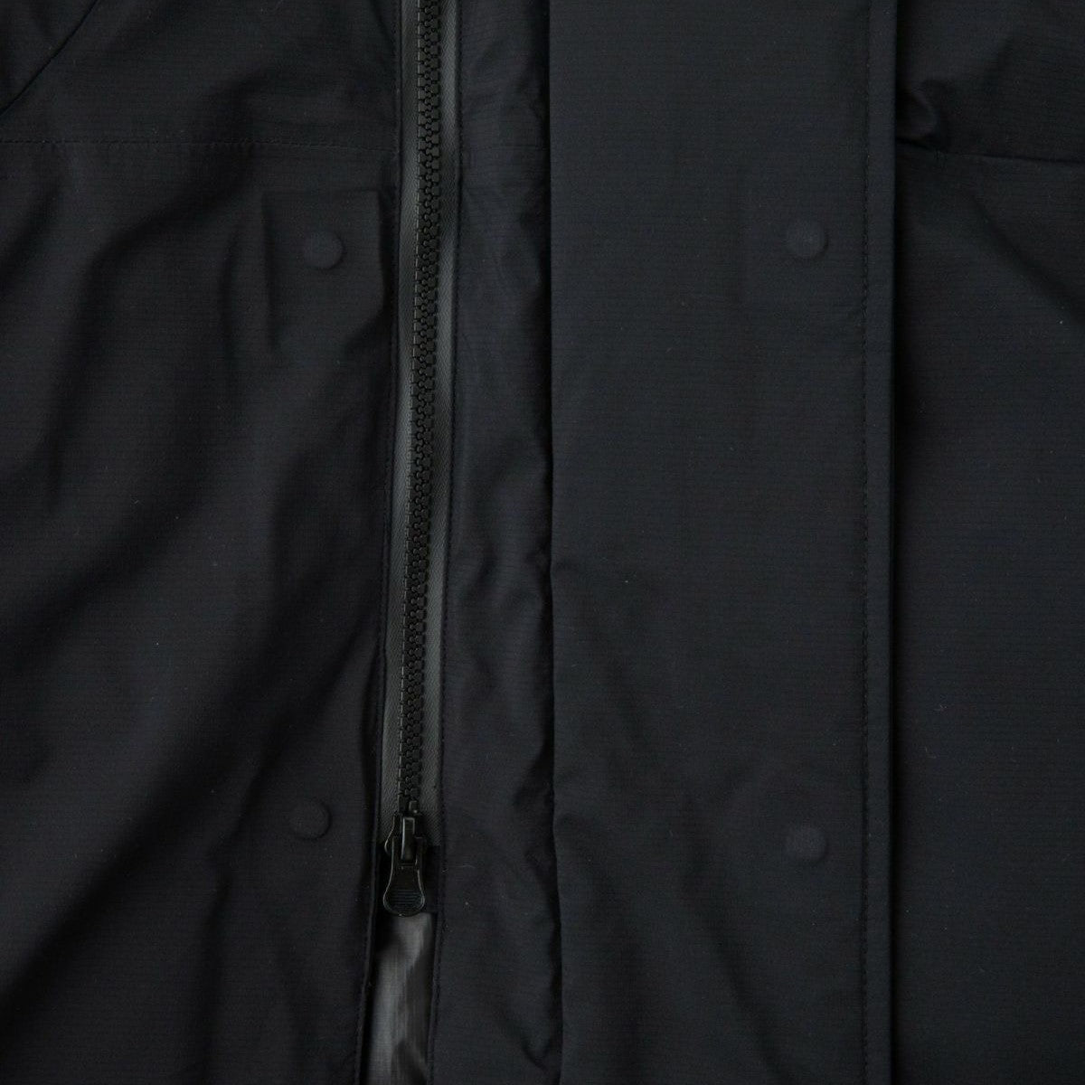 WILD THINGS HIGH GRADE MONSTER ワイルドシングス ハイグレードモンスター WT25135SK【メンズ ダウンジャケット 防寒性 撥水 透湿性 軽量 耐久性 リサイクルダウン 25FW】