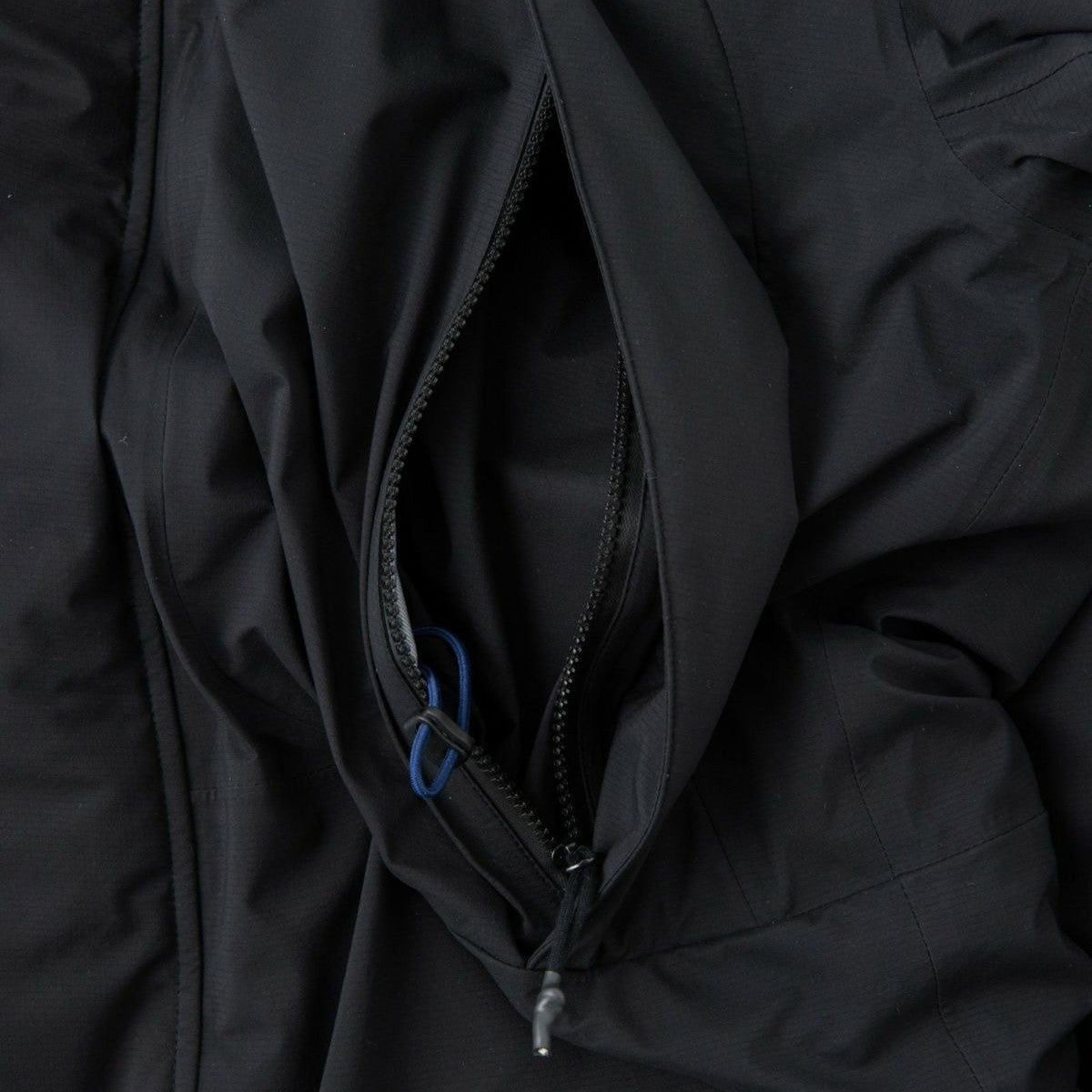 WILD THINGS HIGH GRADE MONSTER ワイルドシングス ハイグレードモンスター WT25135SK【メンズ ダウンジャケット 防寒性 撥水 透湿性 軽量 耐久性 リサイクルダウン 25FW】