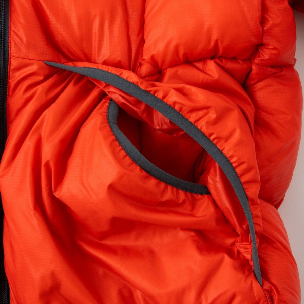 WILD THINGS BIVOUAC LOFT JACKET ワイルドシングス ビバーク ロフトジャケット WT25143SK【メンズ ダウンジャケット アウトドア 撥水 保温性 軽量 中綿 25FW】