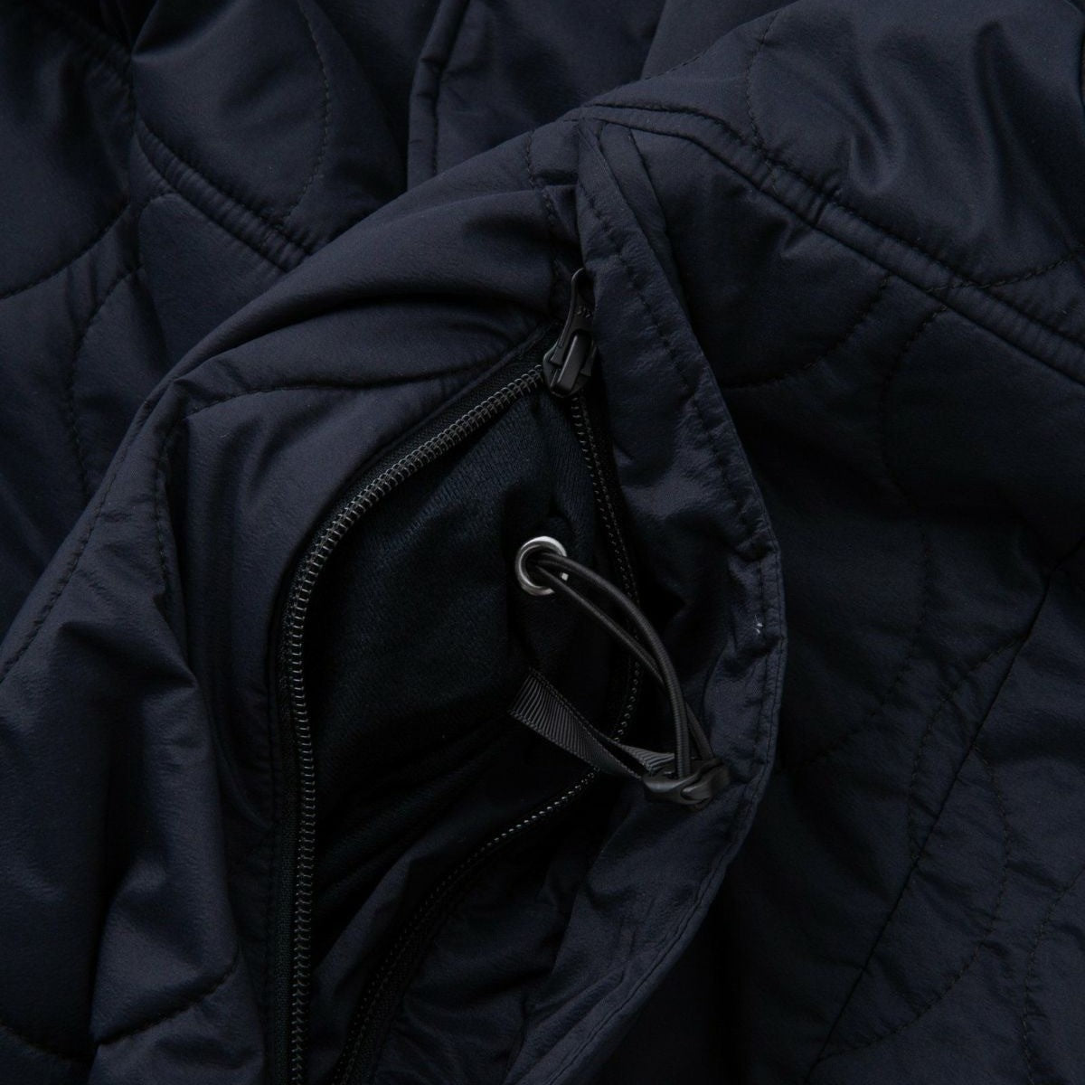 WILD THINGS QUILTING MONSTER PARKA ワイルドシングス キルティング モンスターパーカー WTL25104SN【レディース アウター 撥水 中綿 軽量 保温性 ストレッチ 25FW】