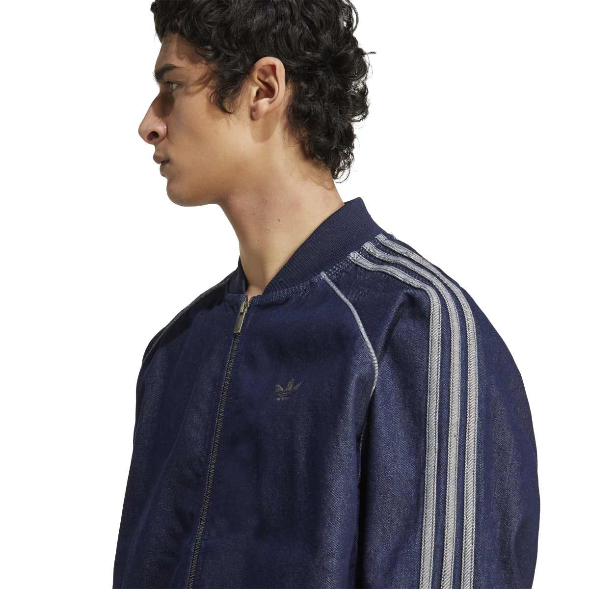 adidas Originals SST ADICOLOR LOOSE SST DENIM STONE アディダスオリジナルス SST アディカラー ルーズ SST デニム ストーン VS269【メンズ デニムジャケット ワークウェア ルーズフィット スリーストライプ 25FW】