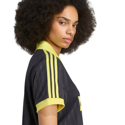 adidas Originals GRAPHIC FOOTBALL INSPIRED JERSEY アディダスオリジナルス サッカー インスパイアード グラフィック ジャージ TX151【レディース 半袖Tシャツ ジャージ ユニフォーム カジュアル 25FW】