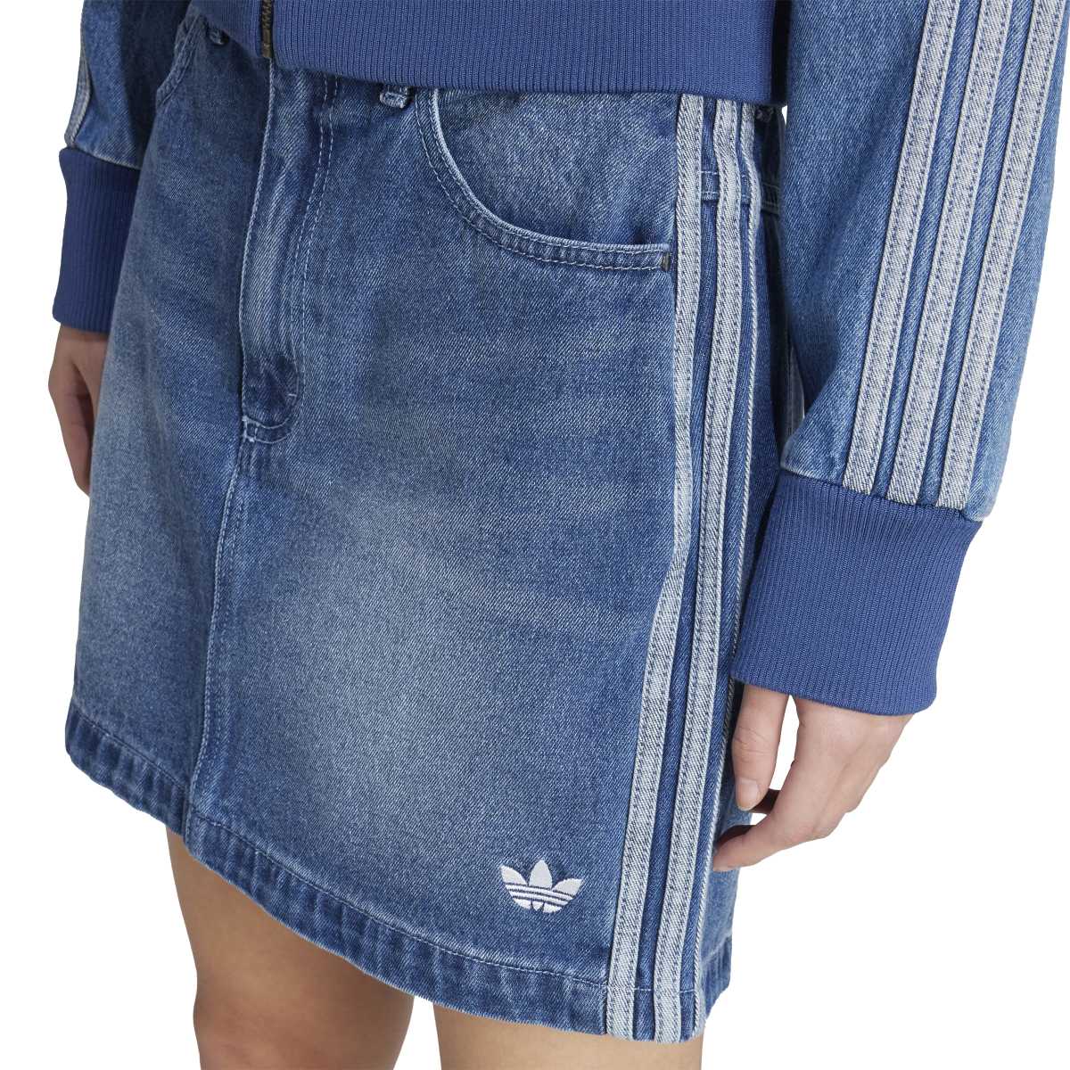 adidas Originals ADICOLOR 3 STRIPES DENIM MINI SKIRT アディダスオリジナルス アディカラー スリーストライプス デニム ミニ スカート WH272【レディース デニムミニスカート  ストリート スリーストライプ 25FW】