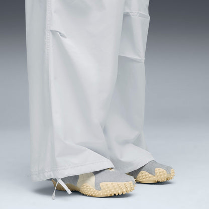 PUMA MOSTRO VELVET DREAM WNS プーマ モストロ ベルベット ドリーム ウィメンズ 402578-02【レディース スニーカー ハイブリッド シューズ クイッククロージャー スタイリッシュ カジュアル 25FW】