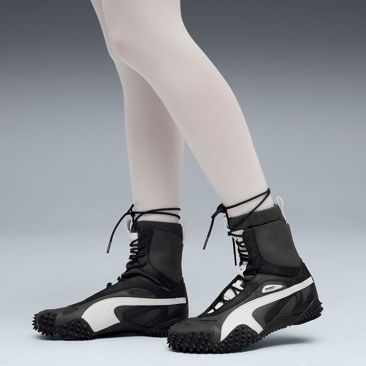 PUMA MOSTRO MID W プーマ モストロ ミッド W 402872-02【レディース スニーカー ハイカットシューズ ブーツライク 25FW】