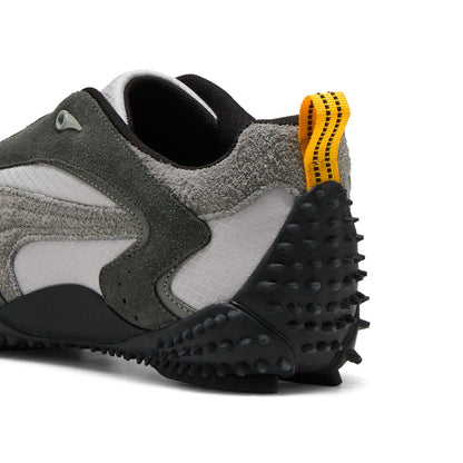 PUMA MOSTRO XC プーマ モストロ XC 402958-03【レディース スニーカー アウトドア ハイブリッド デザイン スパイク ソール ライフスタイル 25FW】