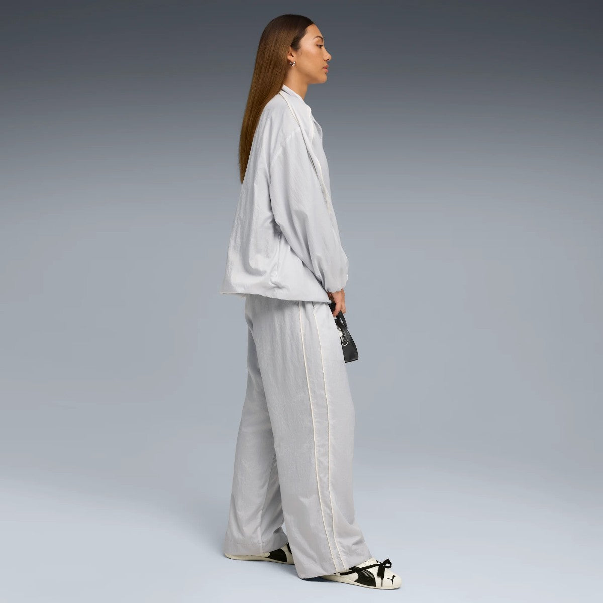 PUMA PUMA x ROSE T7 OVERSIZED TRACK JACKET WV プーマ プーマ x ロゼ T7 オーバーサイズド トラック ジャケット WV 633793【レディース トラックジャケット ジャージ リラックスフィット セットアップ可 コラボ 25FW】