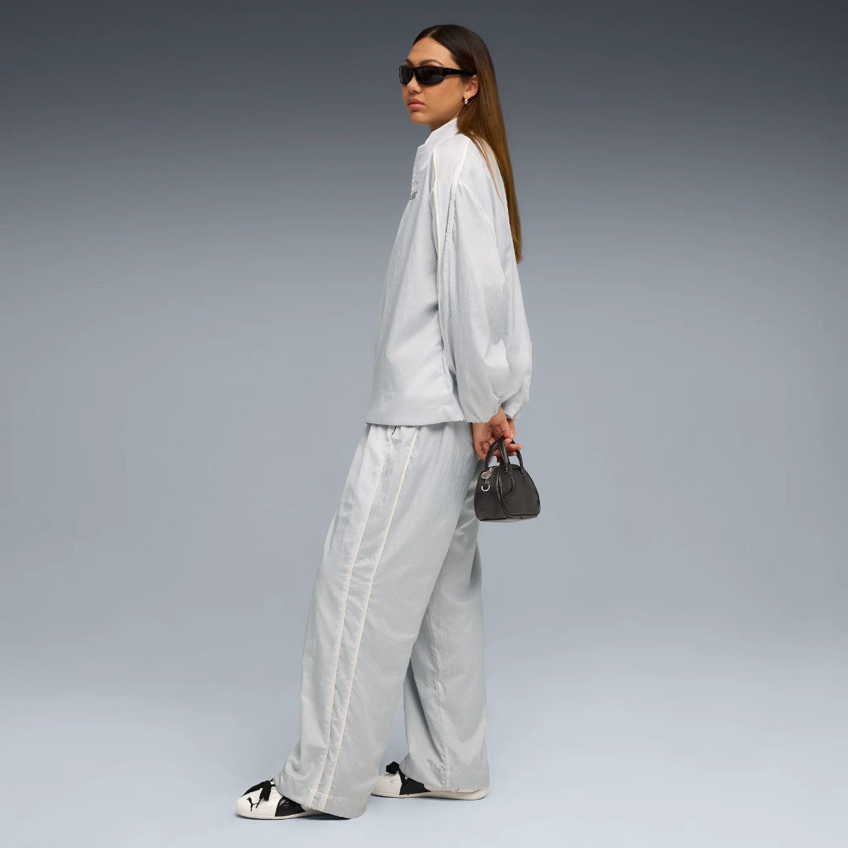 PUMA PUMA x ROSE T7 RELAXED TRACK PANTS WV プーマ プーマ x ロゼ T7 リラックスド トラック パンツ WV 633796【レディース パンツ ボトムス オーバーサイズ ジャージ セットアップ可 コラボ 25FW】