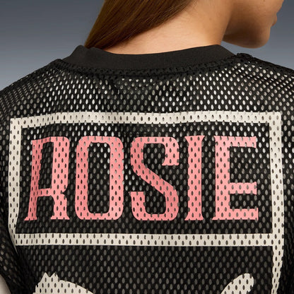 PUMA PUMA x ROSE RELAXED MESH TOP プーマ プーマ x ロゼ リラックスド メッシュ トップ 633804【レディース トップス メッシュ レイヤード ナンバリング コラボ 25FW】