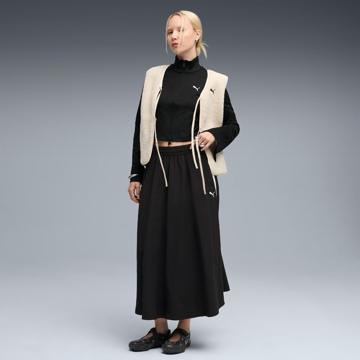 PUMA DARE TO SLIM CROPPED TRACK JACKET プーマ DARE TO スリム クロップド トラックジャケット 633966【レディース アウター ショートジャケット スリムフィット スペーサー生地 トレンド サステナブル 25FW】