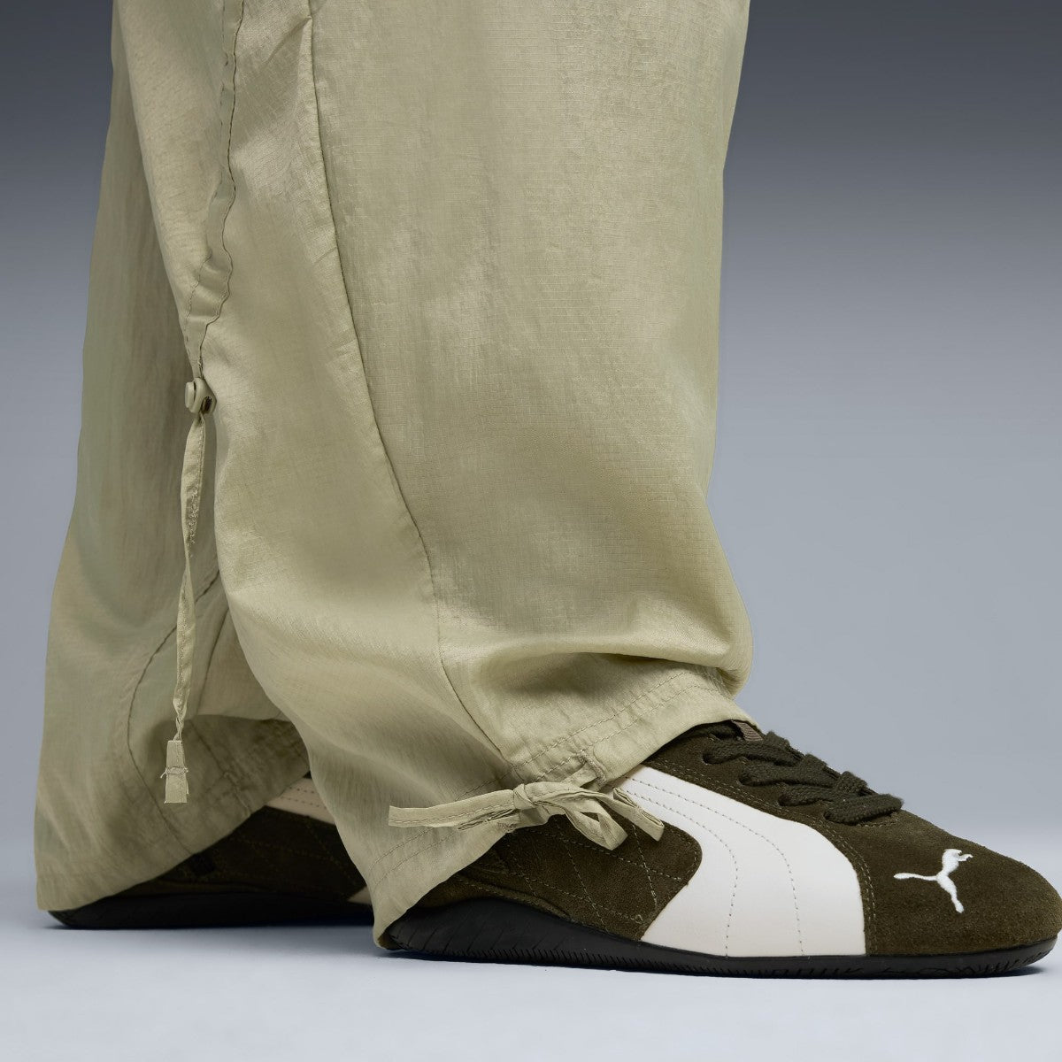 PUMA DARE TO WOVEN PANTS プーマ DARE TO ウーブン パンツ 633969【レディース ボトムス パンツ オーバーサイズ リラックス リップストップ リサイクル素材 25FW】