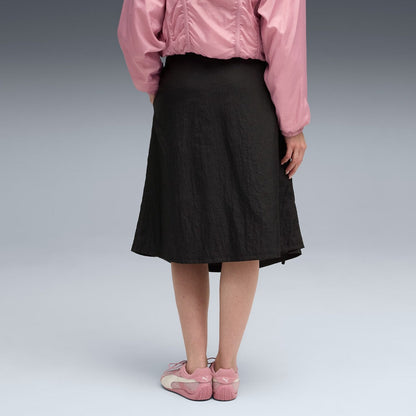 PUMA DARE TO WOVEN MIDI SKIRT プーマ DARE TO ウーブン ミディ スカート 633976【レディース スカート レギュラーフィット リップストップ ロング丈 リサイクル素材 25FW】