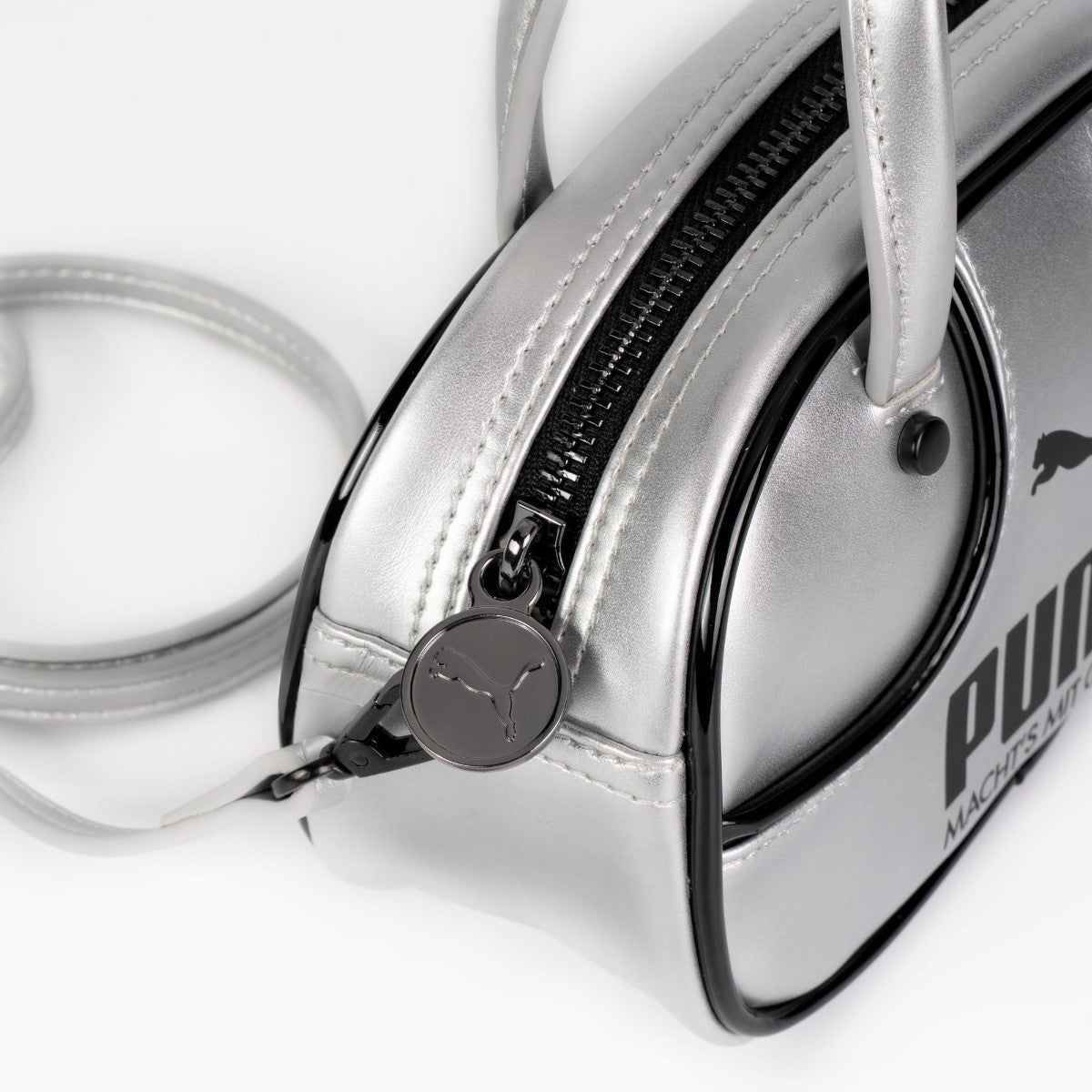 PUMA 1976 METALLIC MICRO 2.5L GRIP BAG プーマ 1976 メタリック マイクログリップバッグ 2.5L 092485【レディース 鞄 バッグ ミニバッグ ショルダーバッグ デイリーユース 軽量 25FW】