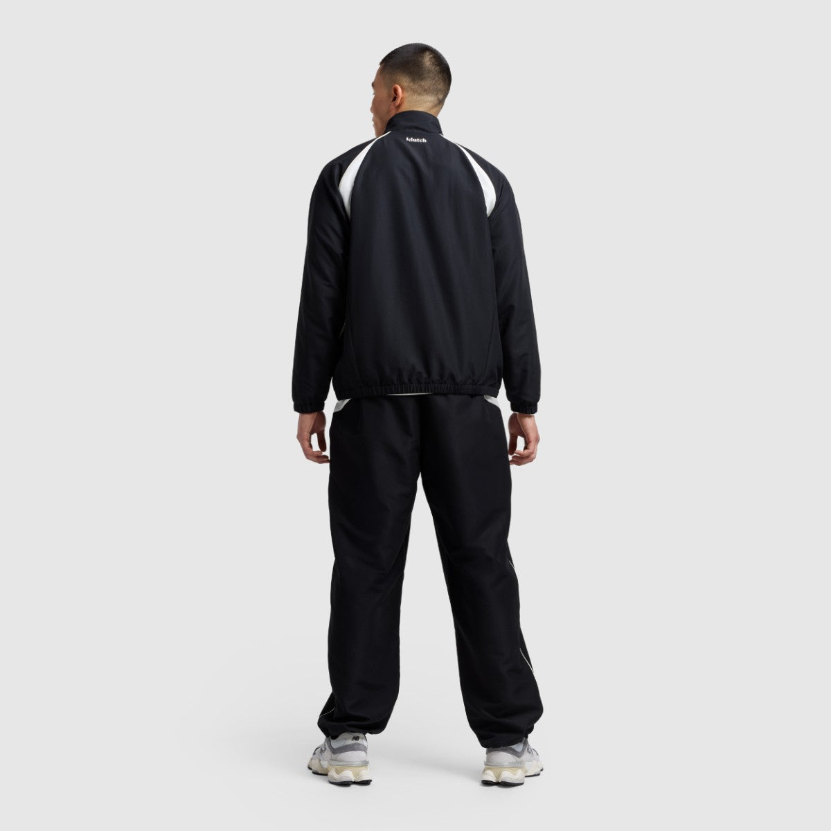 New Balance Klutch Men's Woven Track Jacket ニューバランス クラッチ ウーブン トラック ジャケット MJ53616【メンズ 速乾性 スポーティー トレーニング ウーブン ナイロン ジップ ジャケット 25FW】