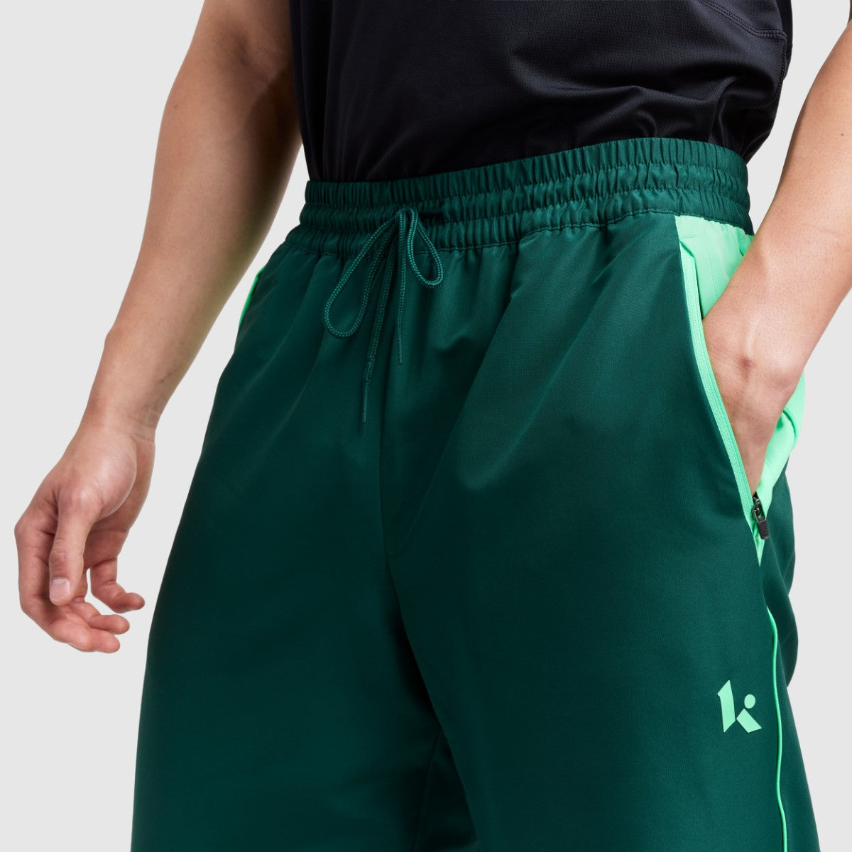 New Balance Klutch Men's Woven Track Pant ニューバランス クラッチ ウーブン トラック パンツ MP53615【メンズ 速乾性 トレーニング ウーブン パンツ ジップ ポケット スポーティー 25FW】