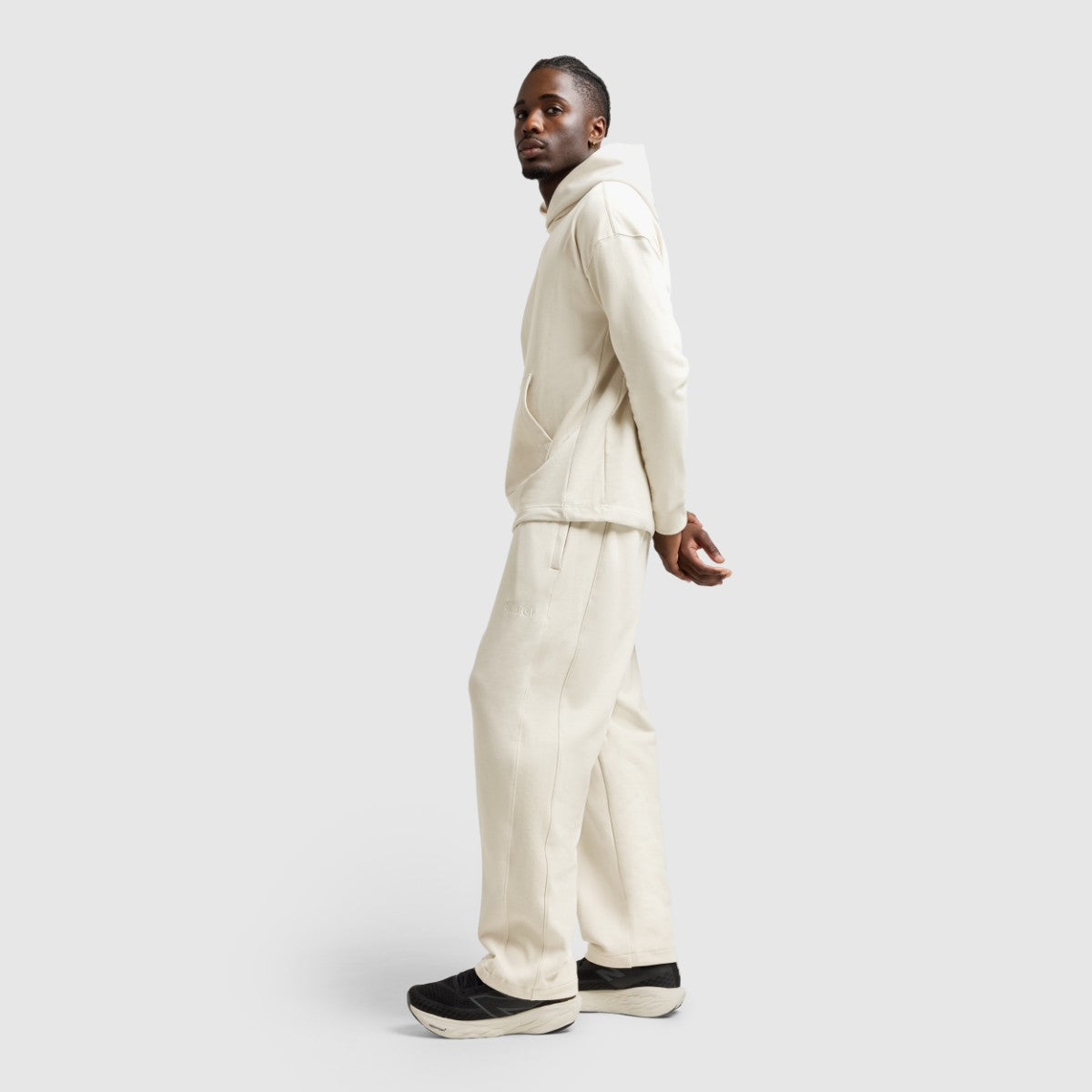 New Balance Klutch Men's Fleece Hoodie ニューバランス クラッチ フリース フーディ MT51610【メンズ フリース フレンチテリー オーバーサイズフィット ロゴ コラボ 25FW】