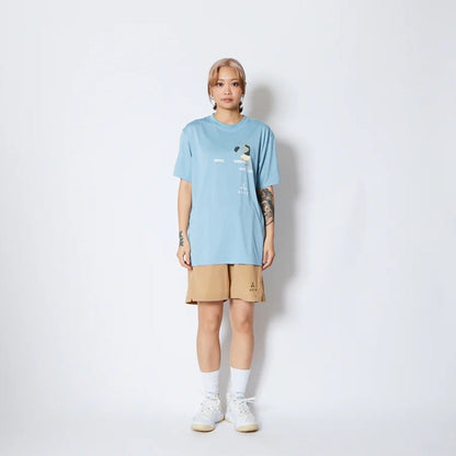 AKTR FREE MOTION SPORTS TEE アクター フリー モーション スポーツ Tシャツ 225-001005【メンズ 半袖Tシャツ スポーツウェア グラフィック 25FW】