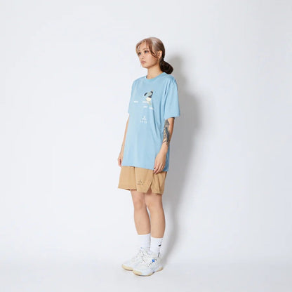 AKTR FREE MOTION SPORTS TEE アクター フリー モーション スポーツ Tシャツ 225-001005【メンズ 半袖Tシャツ スポーツウェア グラフィック 25FW】