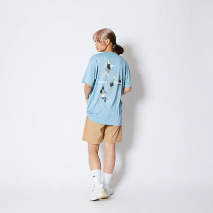AKTR FREE MOTION SPORTS TEE アクター フリー モーション スポーツ Tシャツ 225-001005【メンズ 半袖Tシャツ スポーツウェア グラフィック 25FW】