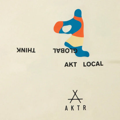AKTR FREE MOTION SPORTS TEE アクター フリー モーション スポーツ Tシャツ 225-001005【メンズ 半袖Tシャツ スポーツウェア グラフィック 25FW】