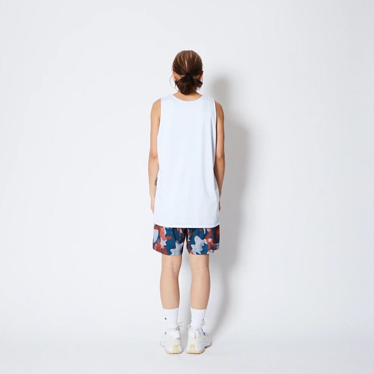 AKTR PLAY CAMO REVERSIBLE TANK アクター プレイ カモ リバーシブル タンク 225-011001【メンズ トップス タンクトップ リバーシブル 総柄 25FW】