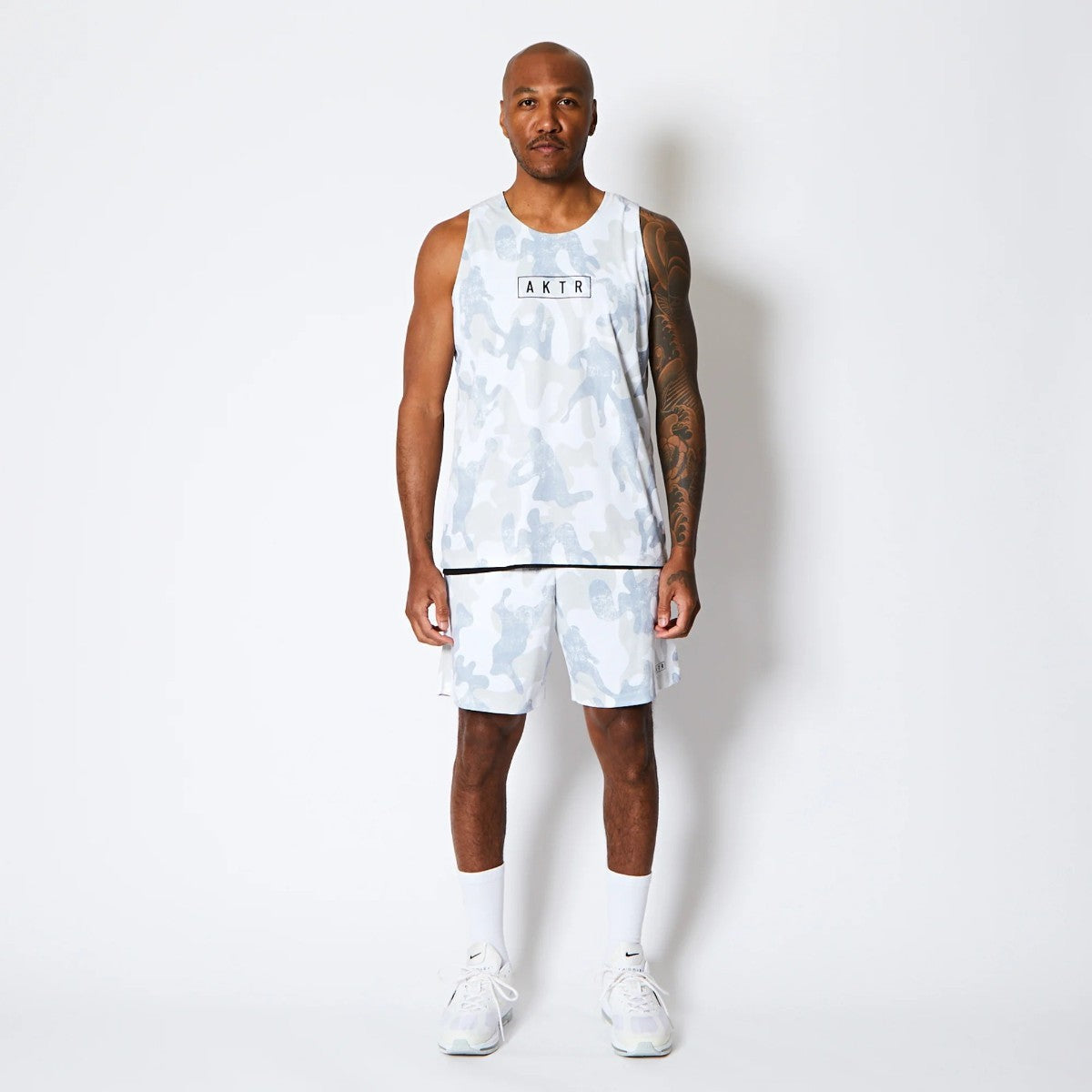 AKTR PLAY CAMO REVERSIBLE TANK アクター プレイ カモ リバーシブル タンク 225-011001【メンズ トップス タンクトップ リバーシブル 総柄 25FW】