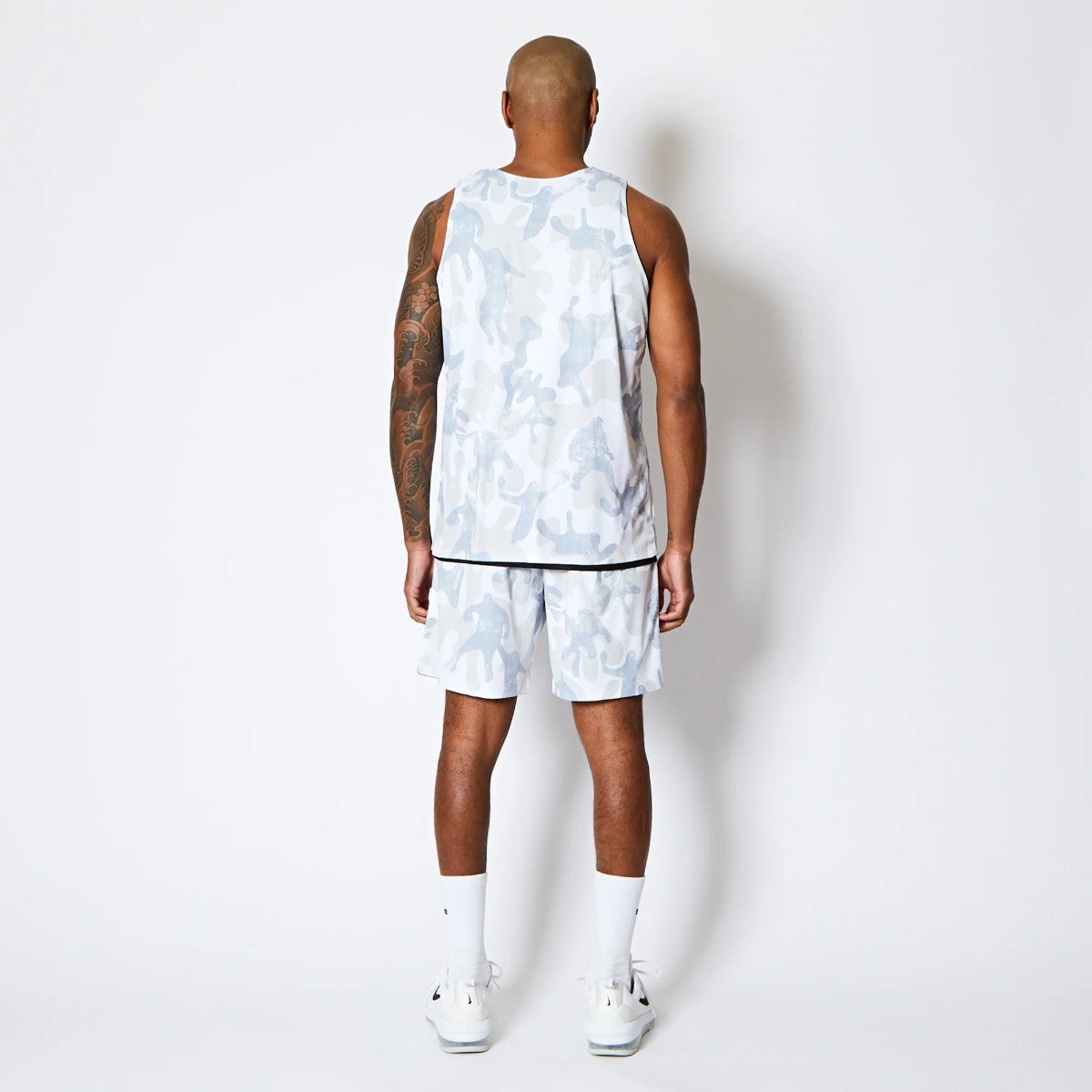 AKTR PLAY CAMO REVERSIBLE TANK アクター プレイ カモ リバーシブル タンク 225-011001【メンズ トップス タンクトップ リバーシブル 総柄 25FW】