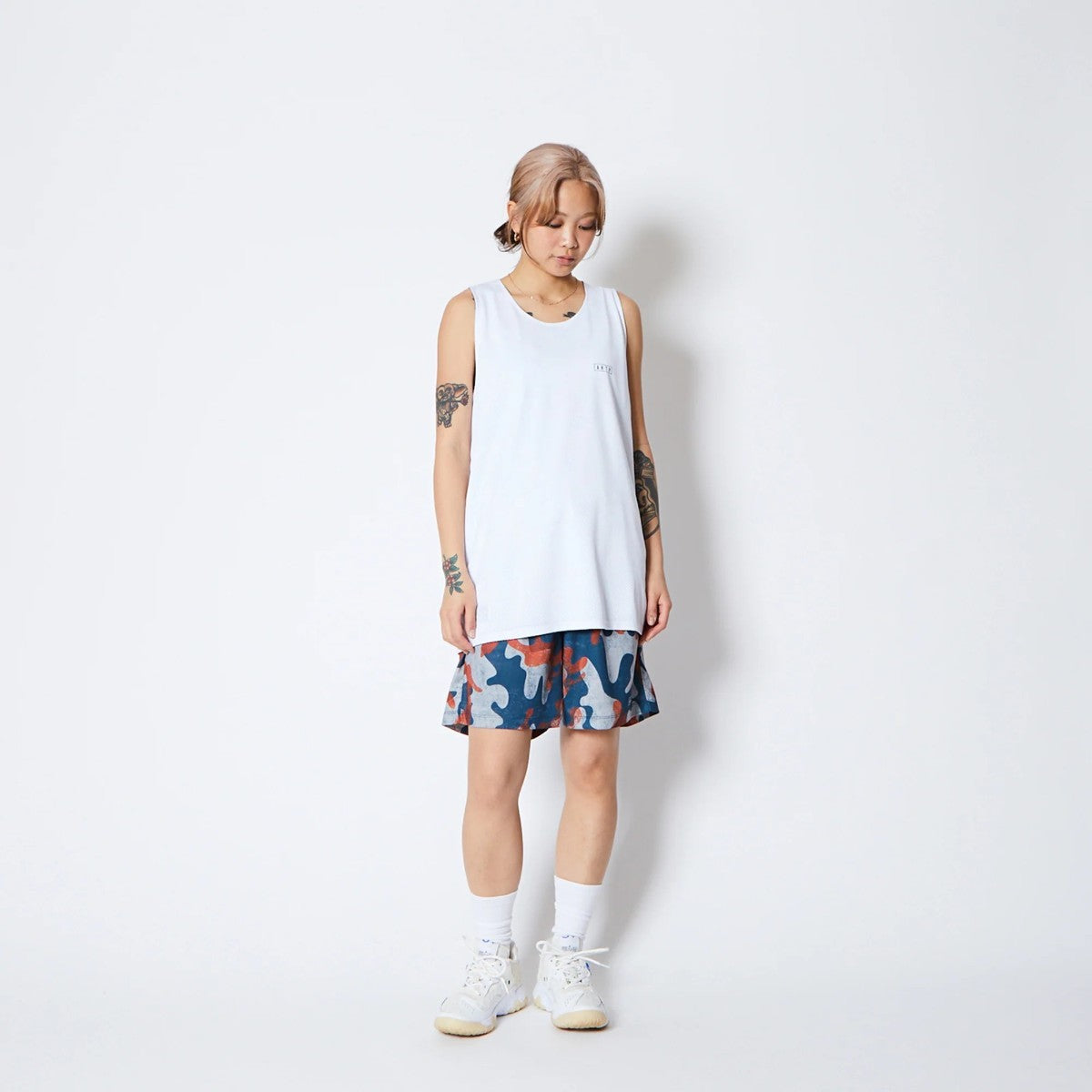 AKTR PLAY CAMO 6.5-INCH SHORTS NV アクター プレイ カモ 6.5インチ ショーツ NV 225-013002【メンズ ハーフパンツ ショーツ カモフラージュ 総柄 25FW】