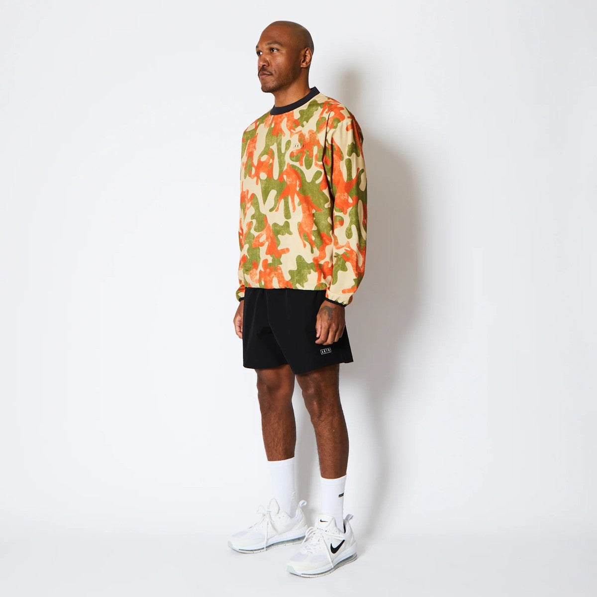 AKTR PLAY CAMO PULLOVER SHTG SHIRTS アクター プレイ カモ プルオーバー シューティング シャツ 225-021010【メンズ 長袖 シャツ カットソー カモフラージュ バスケットボール 吸汗速乾 25FW】