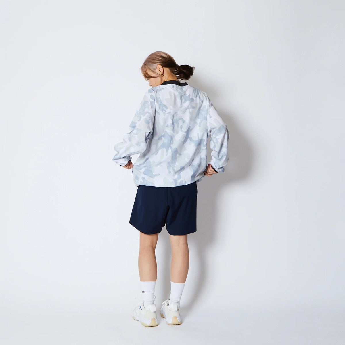 AKTR PLAY CAMO PULLOVER SHTG SHIRTS アクター プレイ カモ プルオーバー シューティング シャツ 225-021010【メンズ 長袖 シャツ カットソー カモフラージュ バスケットボール 吸汗速乾 25FW】