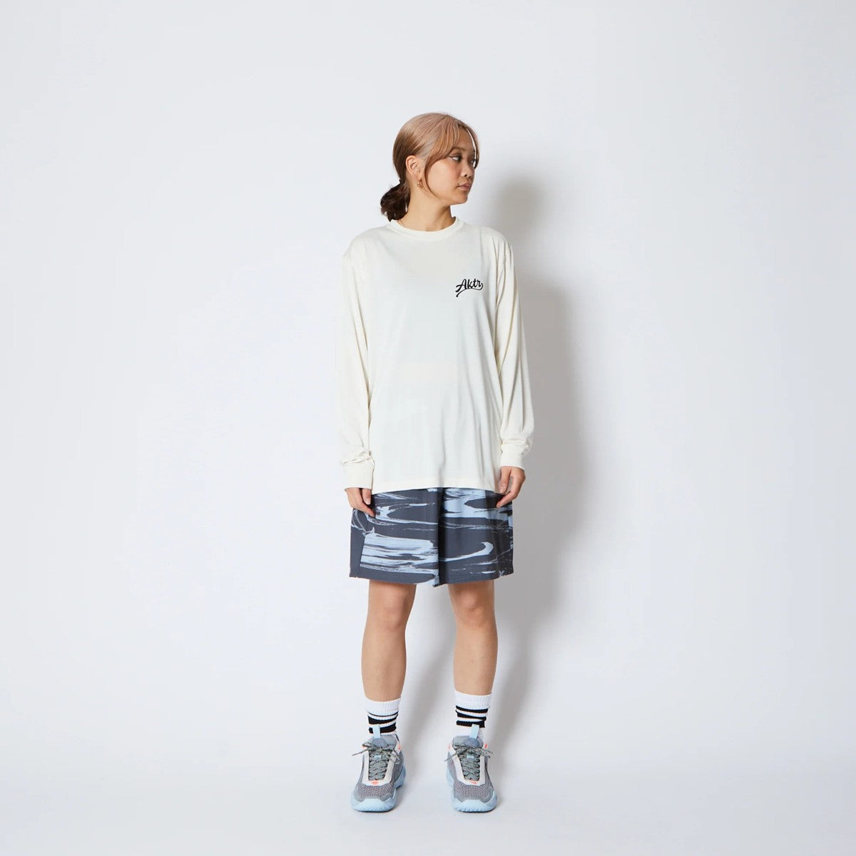 AKTR TORSION NICK L/S SPORTS TEE アクター トーション ニック ロングスリーブ スポーツ Tシャツ 225-022005【メンズ Tシャツ スポーツ 長袖 グラフィック トレーニング 25FW】