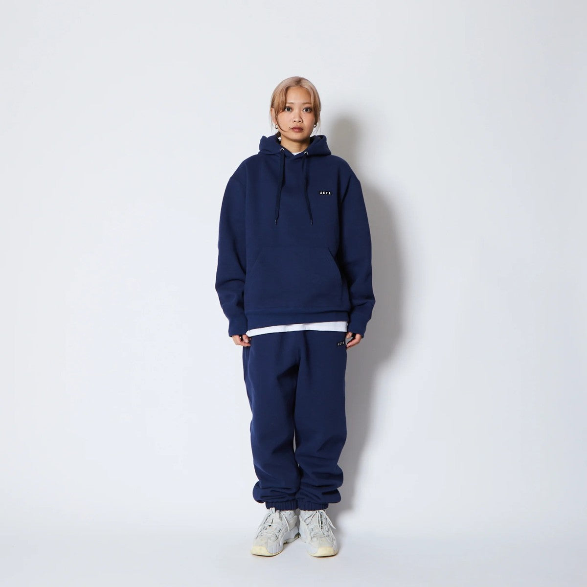 AKTR LOGO SWEAT PANTS アクター ロゴ スウェット パンツ 225-025020【メンズ スウェットパンツ 裏起毛 トレーニング スポーツウェア 25FW】