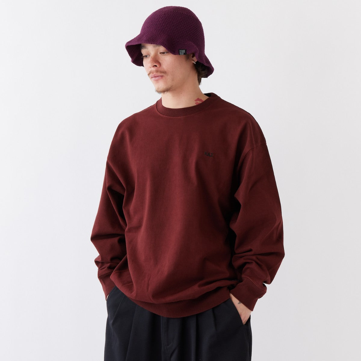 FAT FADEMENTIC エフエイティー フェイドメンティック F32520-CT13【メンズ クルーネック ピグメント加工 BIGシルエット スウェットライク ロゴ刺繍 25FW】