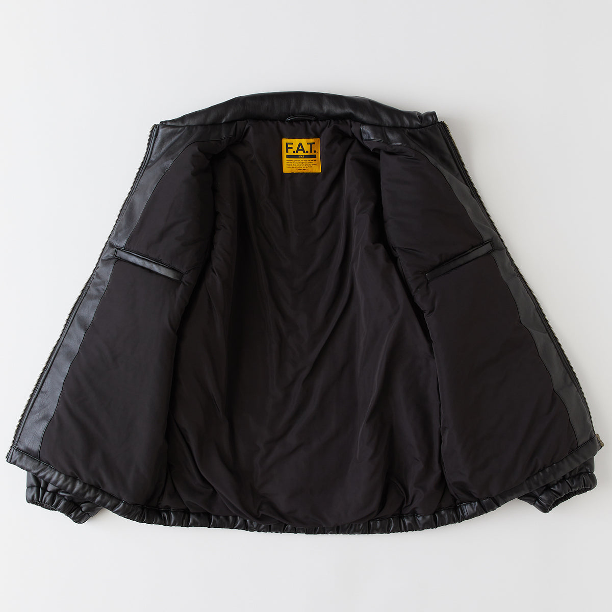 FAT BEEZZLER エフエイティー ビーズラー F32520-JK18【メンズ ブルゾン 合皮 中綿ジャケット ジップアップ 防寒 25FW】