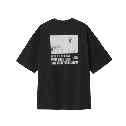THE NORTH FACE S/S FREERIDE TEE ザ・ノース・フェイス ショートスリーブフリーライドティー NT82532【メンズ Tシャツ 速乾コットン グラフィックTシャツ カジュアルウェア アウトドア 25FW】