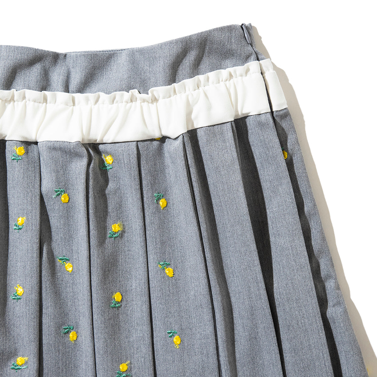 naokitomizuka Flower embroidery pleated skirt ナオキトミヅカ フラワー エンブロイダリー プリーツスカート GRNTS004【レディース WOMENブランド 楽天NG 25FW】