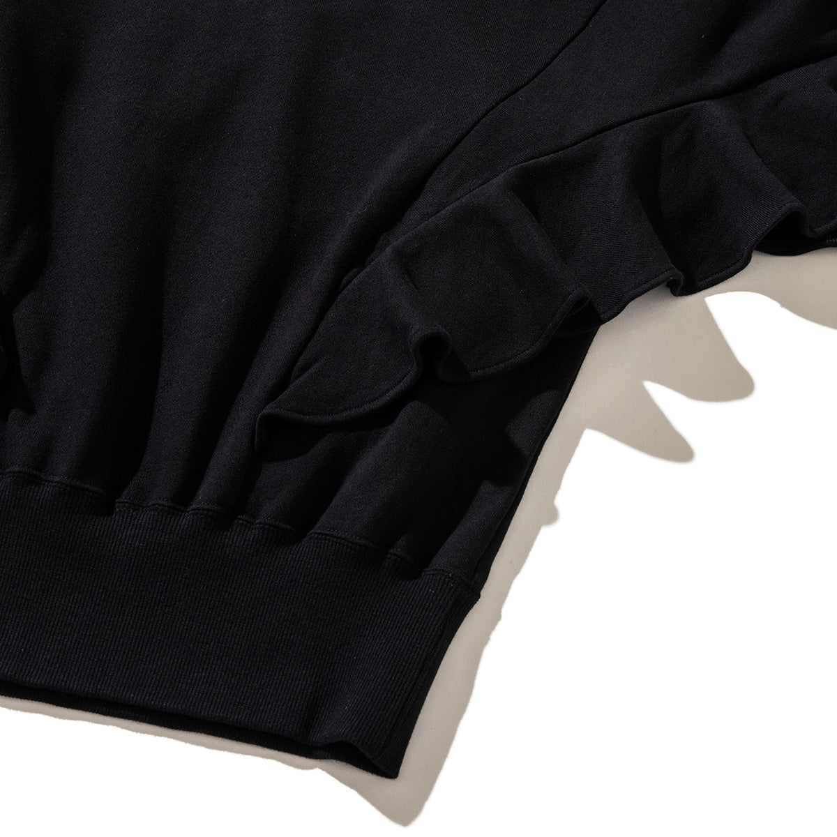 naokitomizuka WILD THINGS Half zip ruffled sweat shirt ナオキトミヅカ ワイルドシングス ハーフジップ フリル スウェットシャツ GRNTT008【レディース WOMENブランド 楽天NG 25FW】