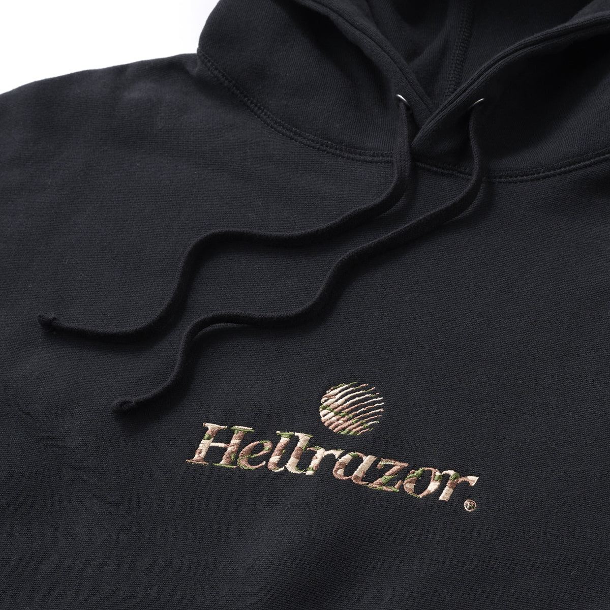 Hellrazor CAMO TRADEMARK LOGO PULLOVER HOODIE ヘルレイザー カモトレードマーク ロゴ プルオーバーフーディー 01125AW0207【メンズ フーディ パーカー ロゴ 25FW】