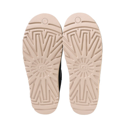 Liberaiders UGG x LIBERAIDERS TASMAN リベレイダース アグ x リベレイダース タスマン 749012514【メンズ スリッポン スリッパ 刺繍 環境配慮 ダブルネーム コラボ 25FW】