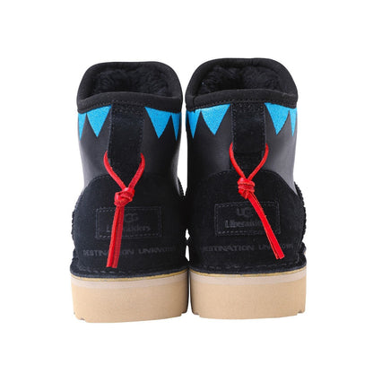 Liberaiders UGG x LIBERAIDERS CAMPFIRE リベレイダース アグ x リベレイダース キャンプファイア 749022514【メンズ ブーツ スリッポン 刺繍 環境配慮 ダブルネーム コラボ 25FW】