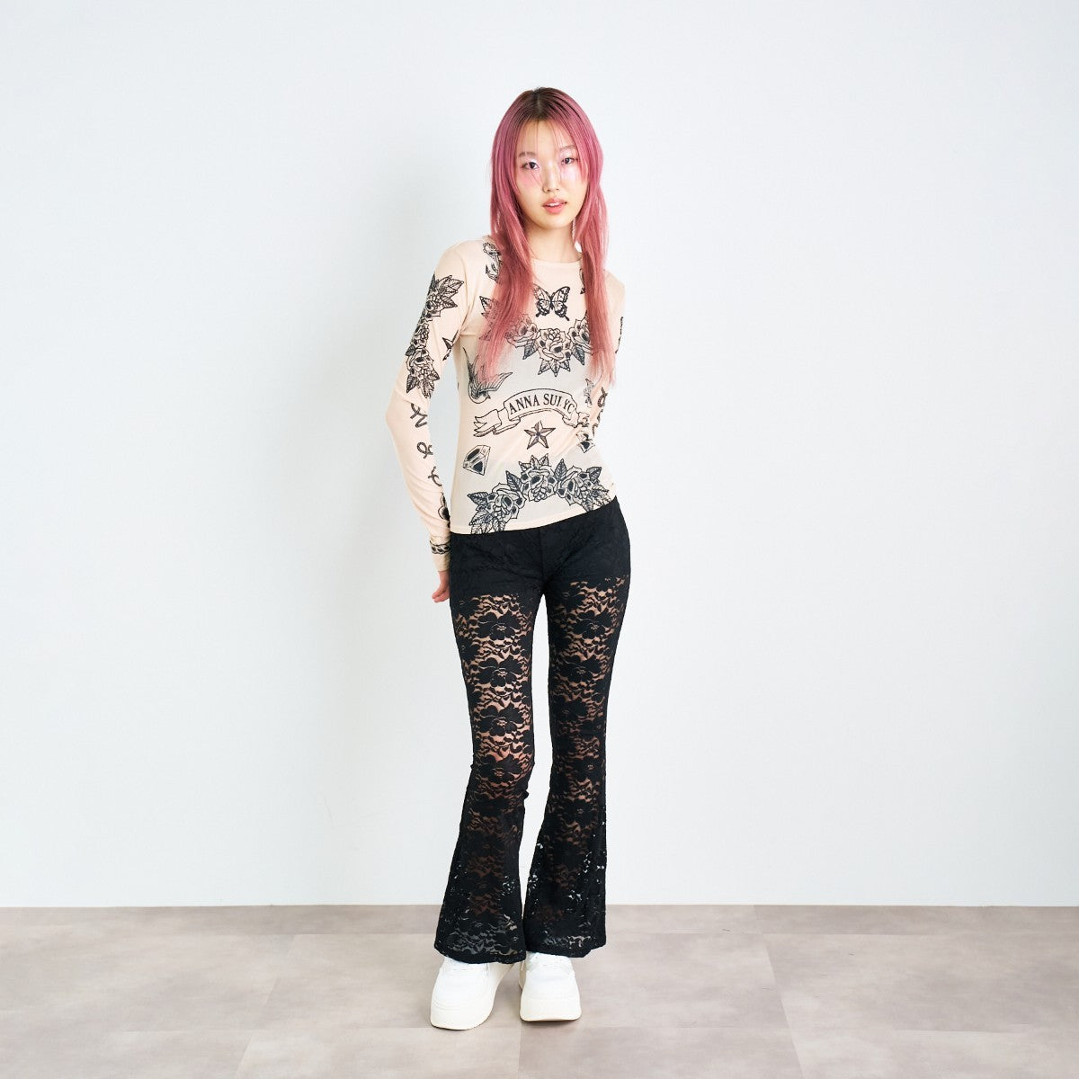 ANNA SUI NYC FLOWER LACE STRETCH PANTS アナスイ エヌワイシー フラワーレースストレッチパンツ 15130247【レディース パンツ ボトムス フラワーレース ストレッチ ベルボトム 透け感 スタイルアップ 25FW】