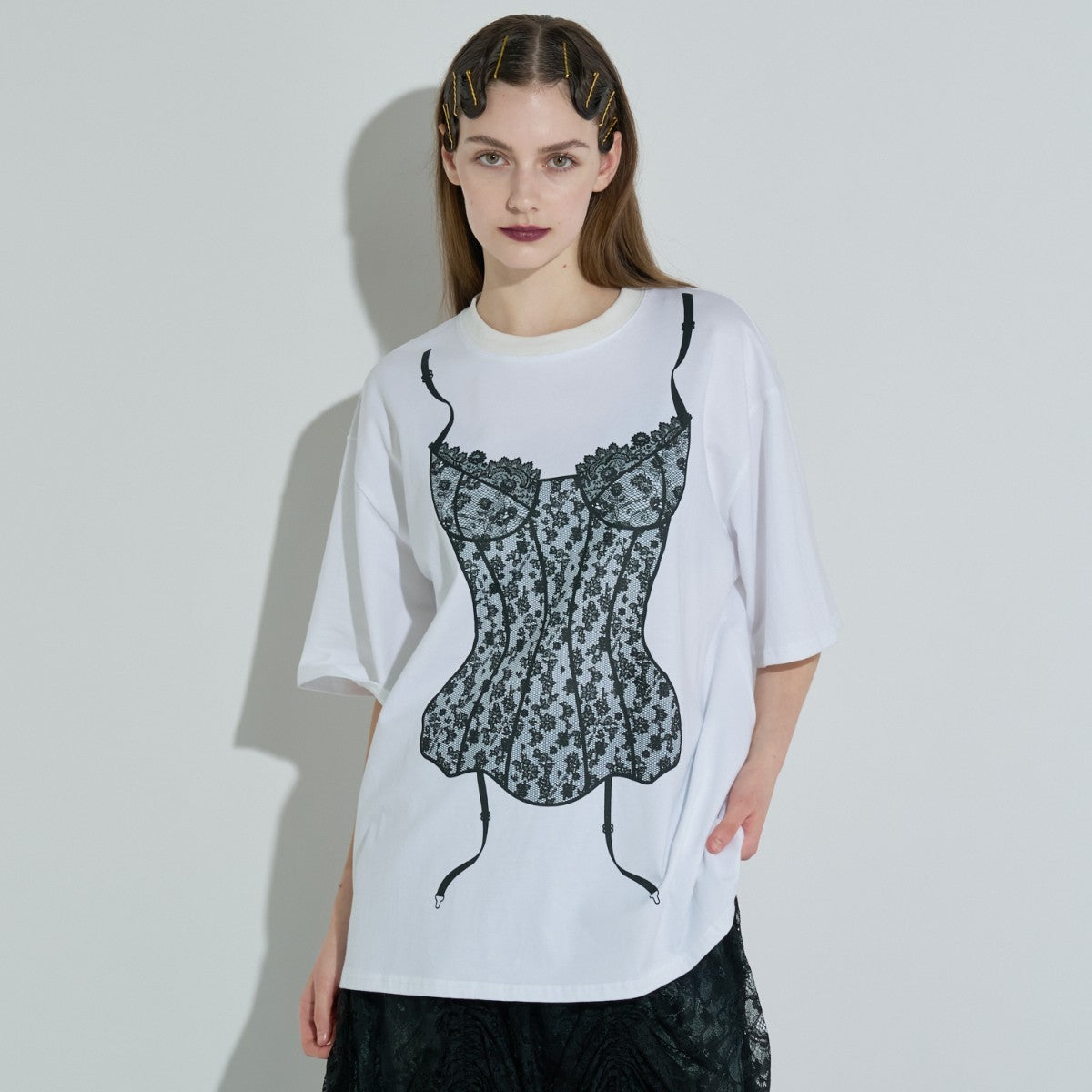ANNA SUI NYC LINGERIE PRINT BIG T-SHIRT アナスイ エヌワイシー ランジェリープリントBIG Tシャツ 15213300【レディース 半袖Tシャツ フロントプリントプリント ビッグシルエット レースモチーフ フェミニン 25FW】