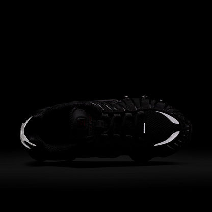 NIKE Shox TL ナイキ ウィメンズ ショックス TL AR3566-002【レディース スニーカー シューズ 通気性 メッシュ クッショニング 25FW】